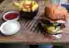 Cheeseburger, Hugh's, Central Station, Holland