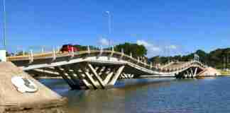 The delights you encounter as a Rover. This "Dipsy-Doodle" bridge connects an area near Punta del Este with the small town of La Barra, Uruguay