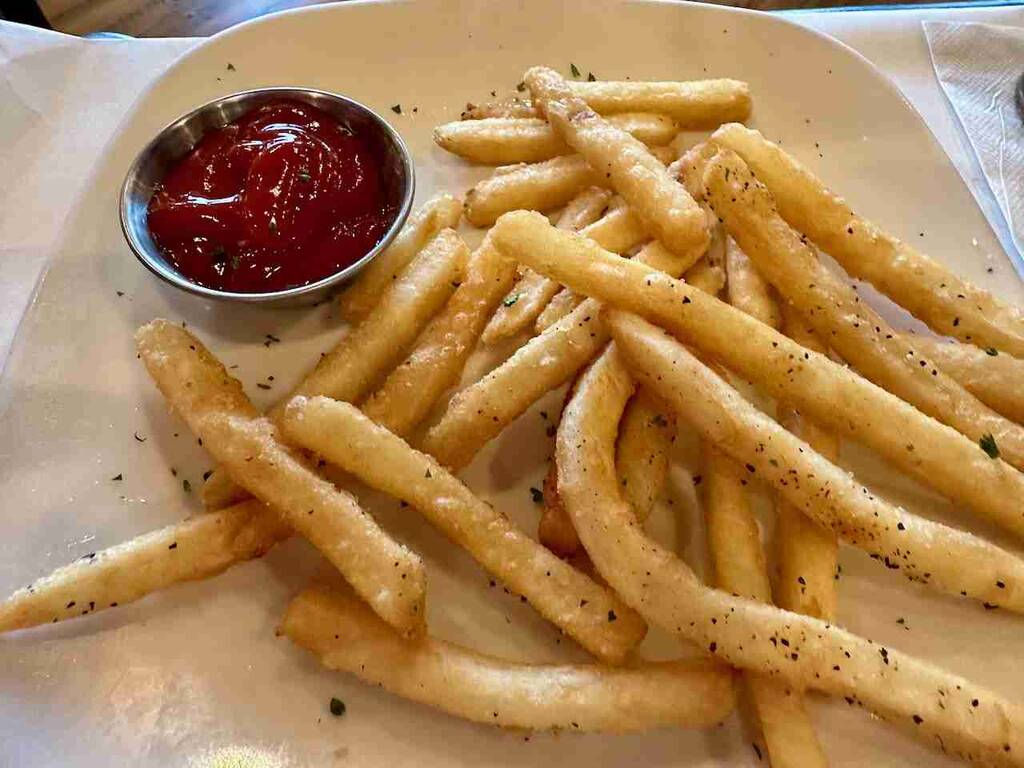 Fries at the Half Shell, Hattiesburg